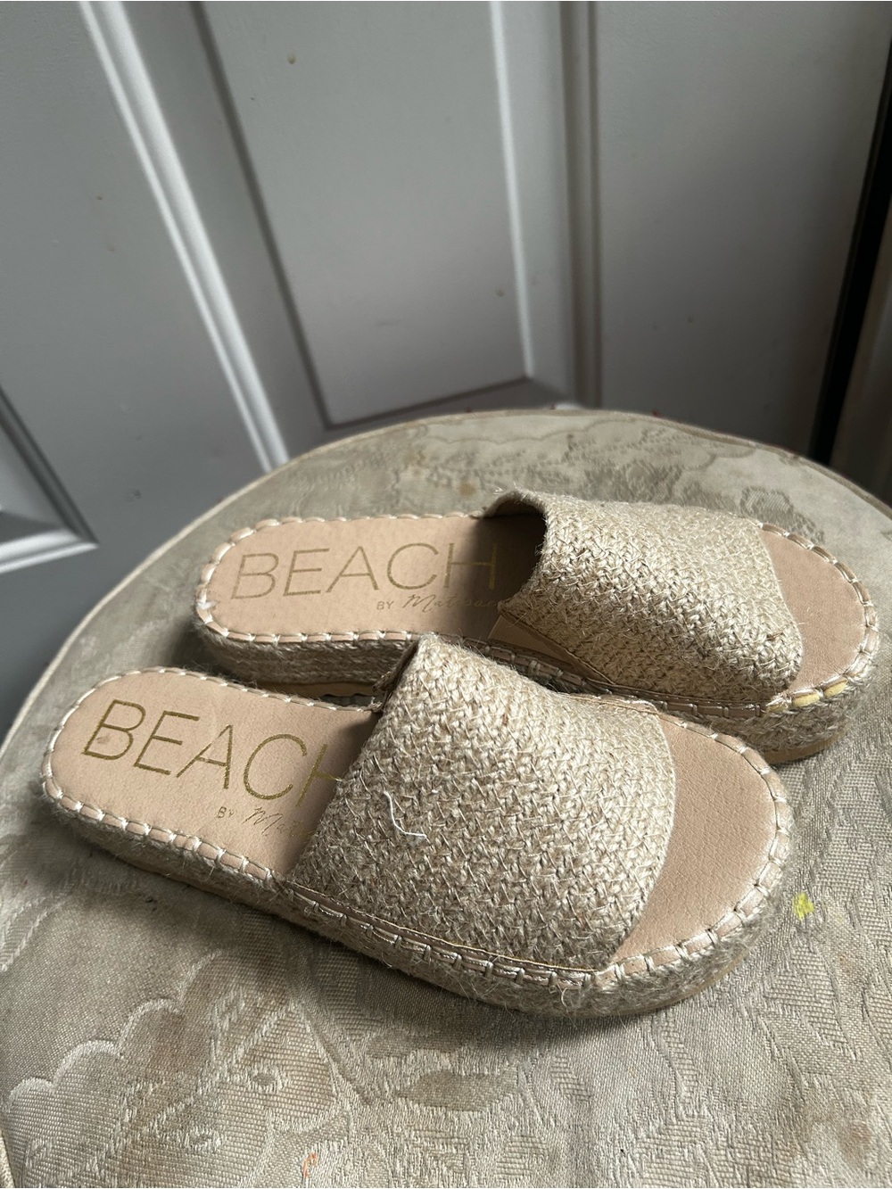 BEACH by Matisse Natural Woven Slide Sandals Sz 8